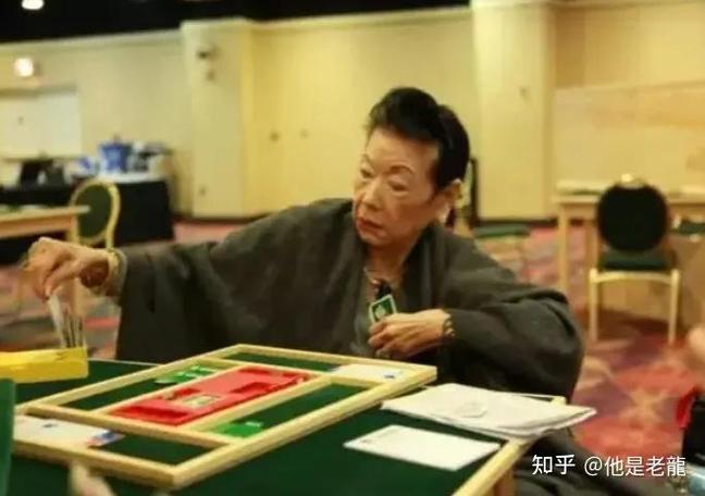 生活应内心向暖热爱生活,桥牌技巧及人生感悟分享