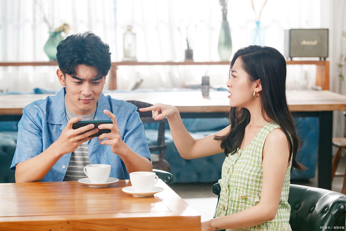 播放正能量，别让抱怨拖垮你的人生